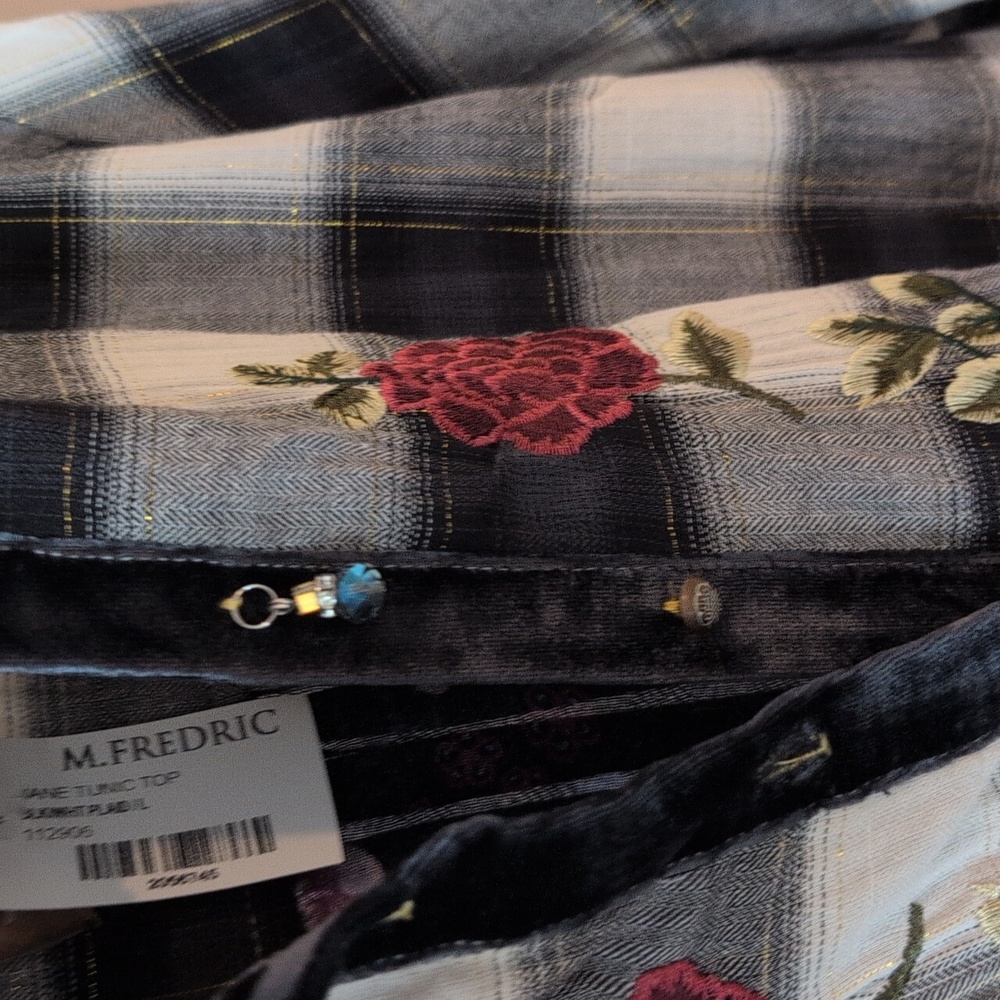 Aratta Black and White Plaid Long Tunic with Pink Rose Embroidery - Picture 5 of 14